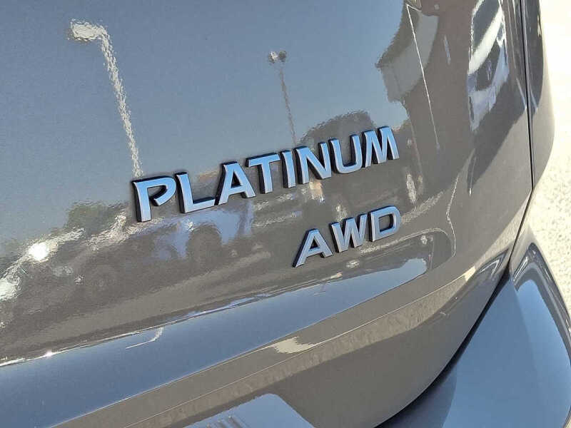 2024 Nissan Rogue Platinum