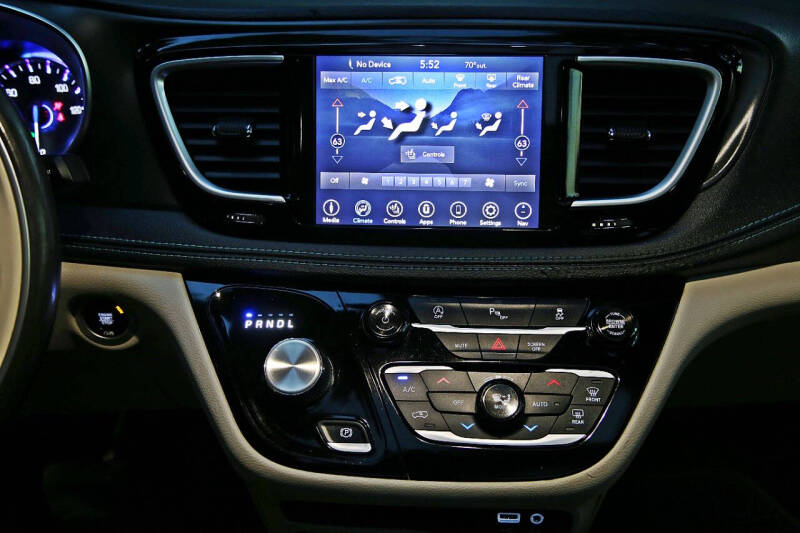 2020 Chrysler Pacifica Limited