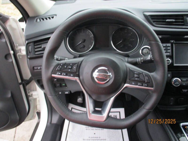 2017 Nissan Rogue SL