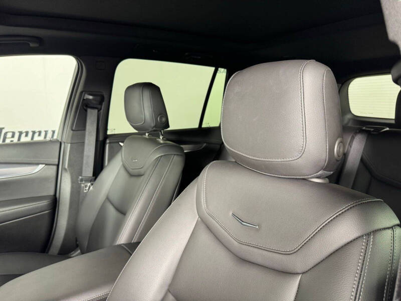 2024 Cadillac XT6 Luxury