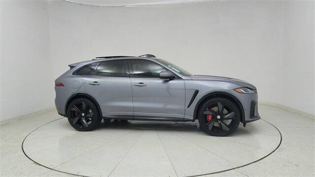 2022 Jaguar F-PACE SVR