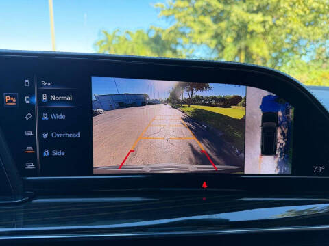 2021 Cadillac Escalade Premium Luxury