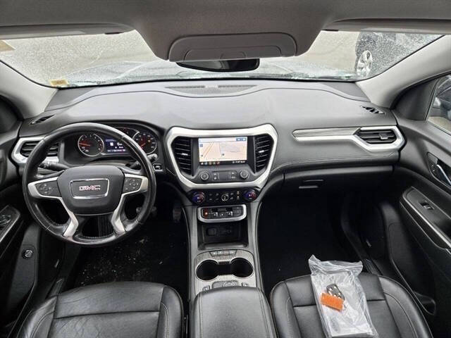 2020 GMC Acadia SLT