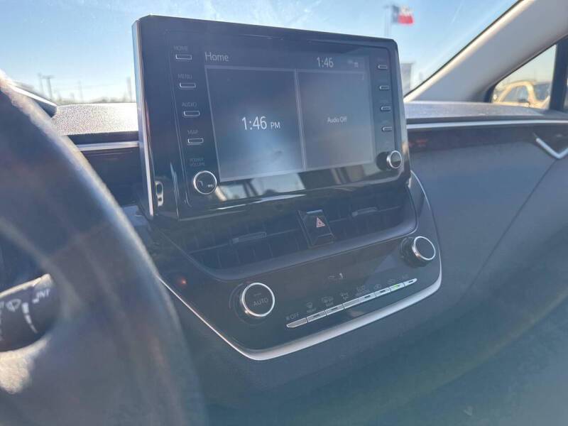 2020 Toyota Corolla LE