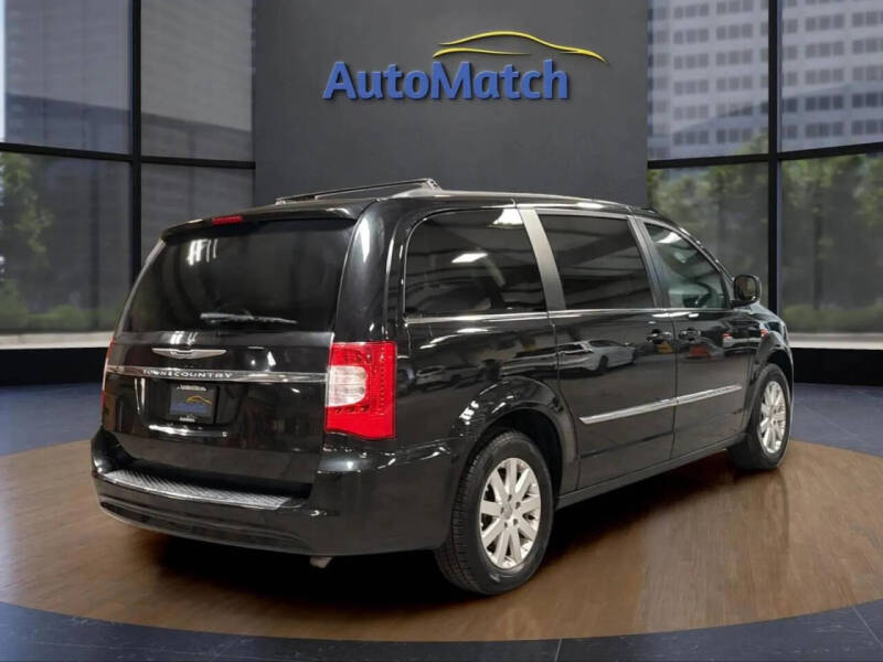 2015 Chrysler Town and Country Touring