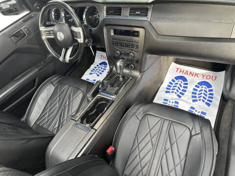 2013 Ford Mustang V6