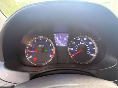 2013 Hyundai Accent SE
