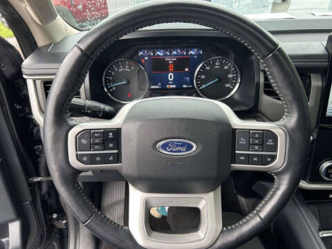 2023 Ford Expedition XLT