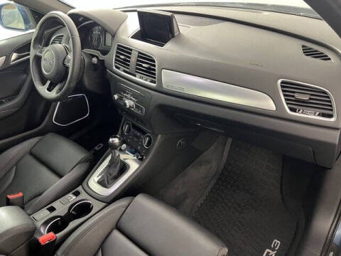 2016 Audi Q3 2.0T quattro Prestige