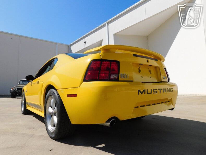 2004 Ford Mustang Mach 1 Premium