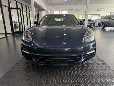 2017 Porsche Panamera