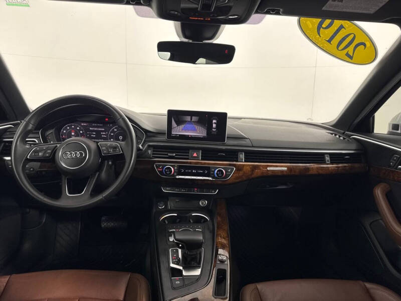 2019 Audi A4 quattro Premium Plus 45 TFSI