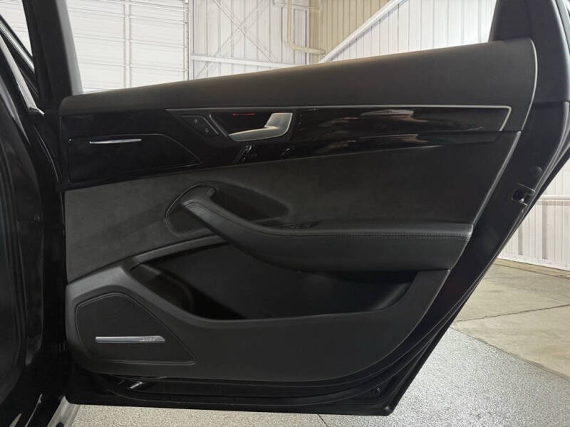 2016 Audi A8 L 4.0T quattro Sport