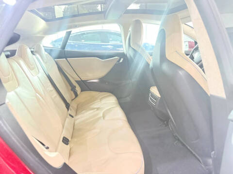 2013 Tesla Model S Performance