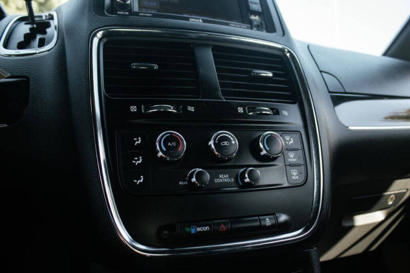 2020 Dodge Grand Caravan SXT