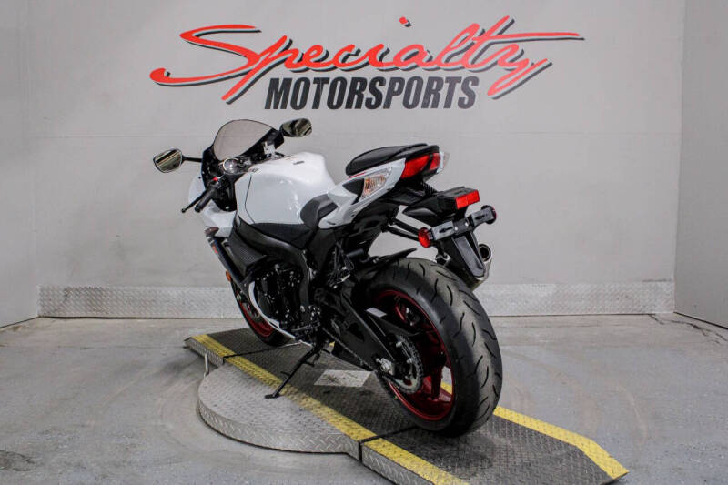 2025 Suzuki GSX-R600