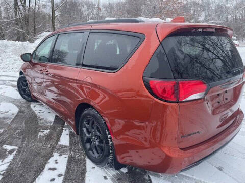 2018 Chrysler Pacifica Touring L Plus