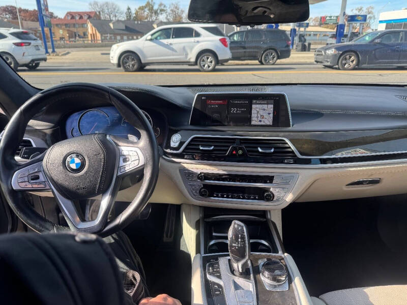 2018 BMW 7 Series 750i