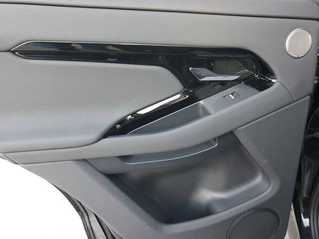 2024 Land Rover Range Rover Evoque P250 Dynamic SE