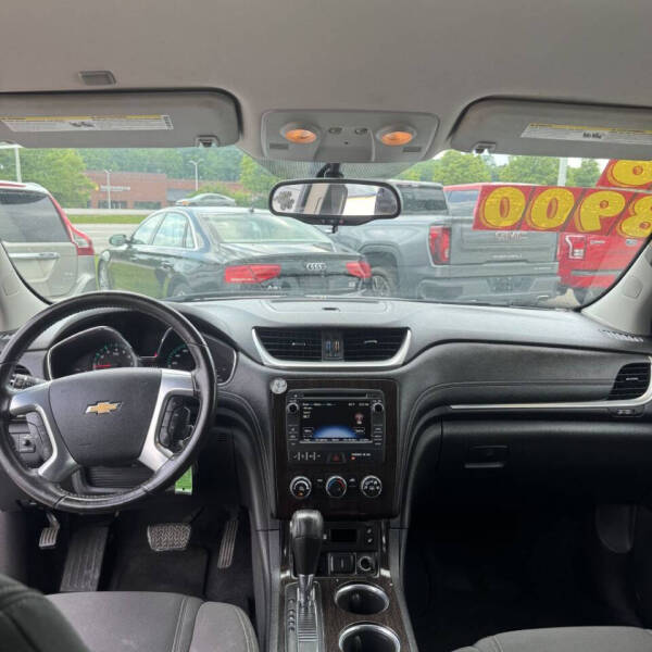 2016 Chevrolet Traverse LT