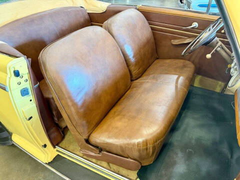 1948 Ford Super Deluxe