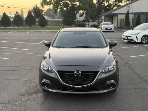2016 Mazda MAZDA3 i Sport