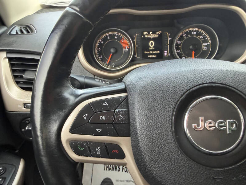 2017 Jeep Cherokee Sport Altitude