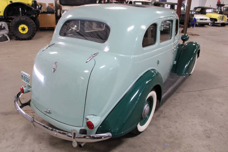 1936 Plymouth Deluxe