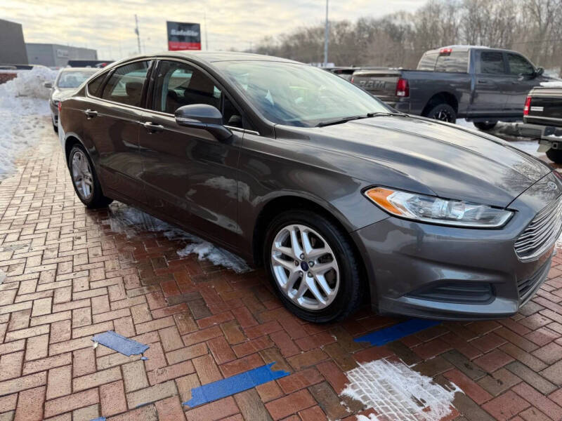 2016 Ford Fusion SE