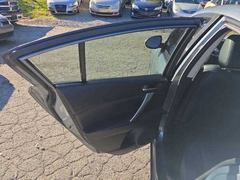 2013 Mazda MAZDA3 i Grand Touring