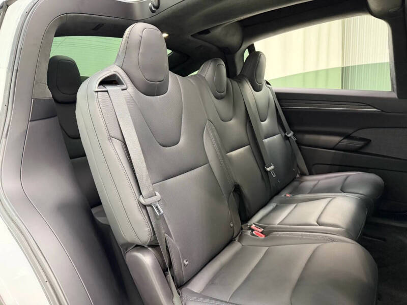 2023 Tesla Model X Standard Range