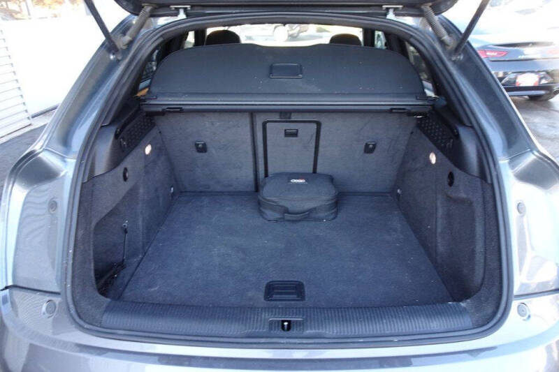 2017 Audi Q3 2.0T Premium