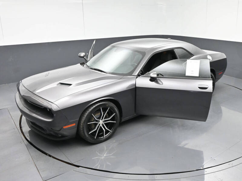 2017 Dodge Challenger SXT