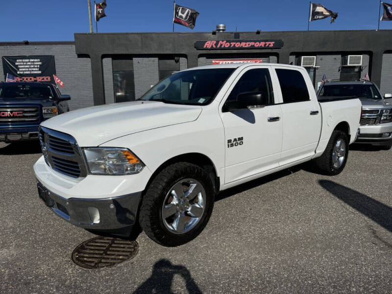 2016 RAM 1500 SLT