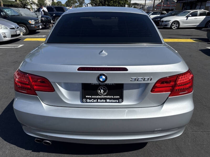 2011 BMW 3 Series 328i