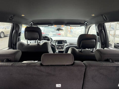 2018 Jeep Grand Cherokee Laredo E