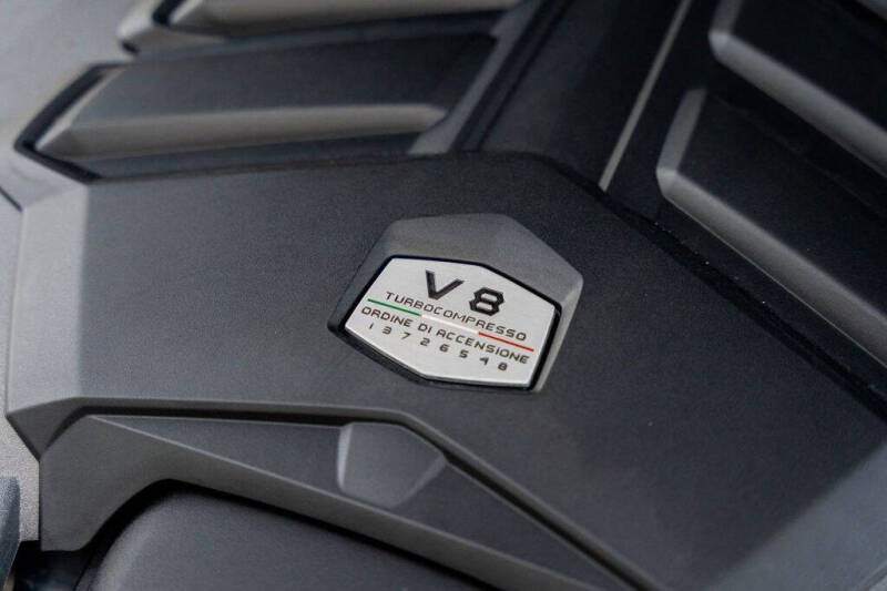 2020 Lamborghini Urus