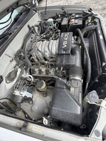 2002 Toyota Sequoia SR5