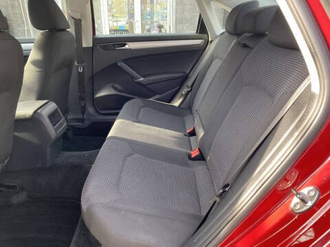 2017 Volkswagen Passat 1.8T S