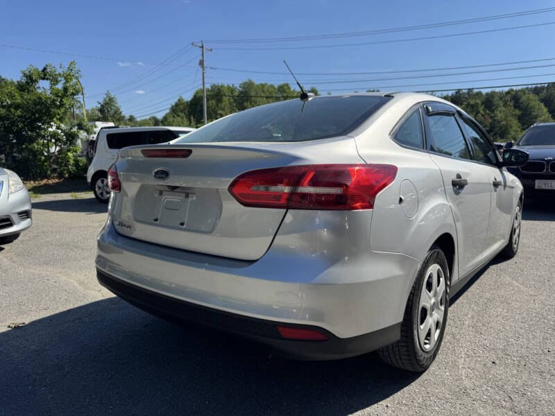 2017 Ford Focus S