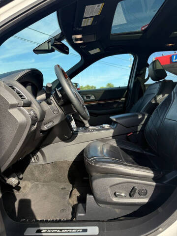 2018 Ford Explorer Platinum
