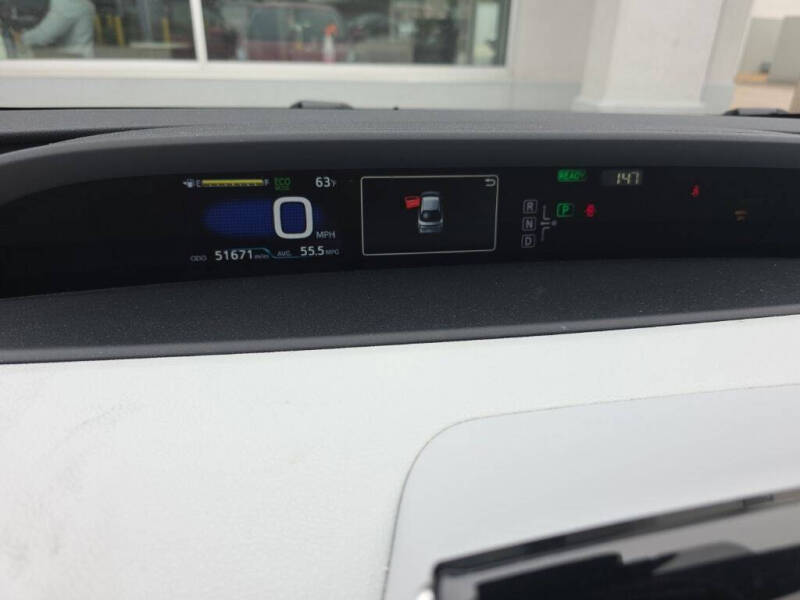 2016 Toyota Prius Three