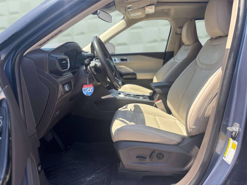 2021 Ford Explorer Platinum