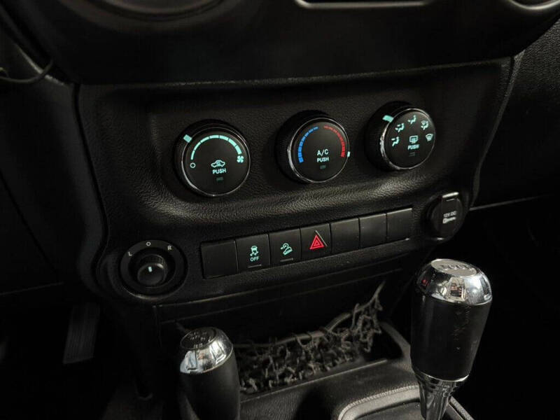 2013 Jeep Wrangler Unlimited Sport