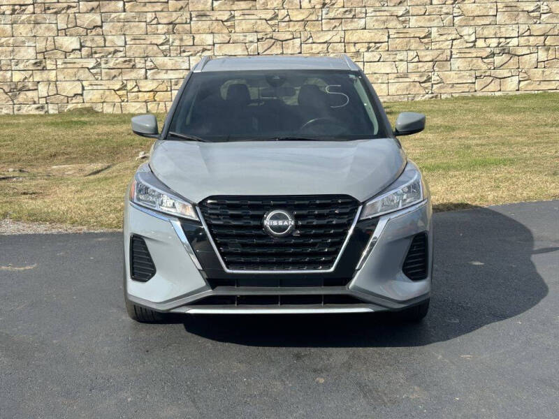 2022 Nissan Kicks SV