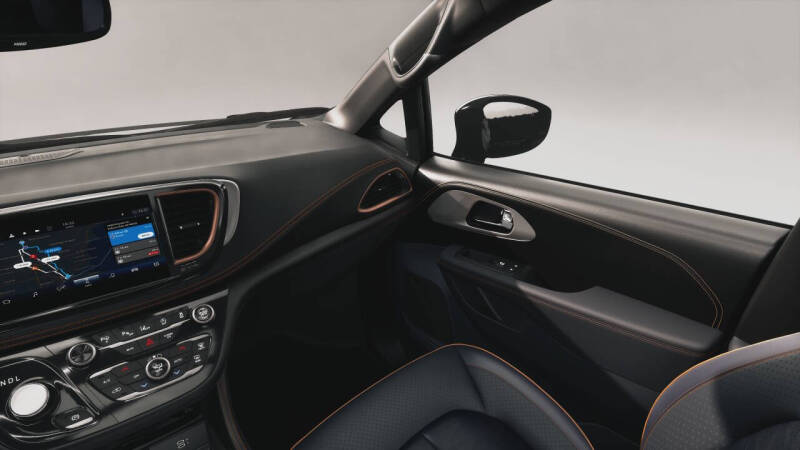 2027 Chrysler Pacifica Pinnacle