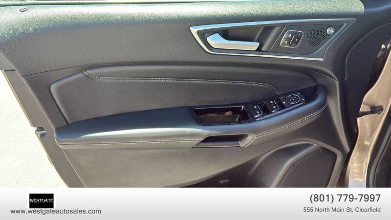 2019 Ford Edge Titanium