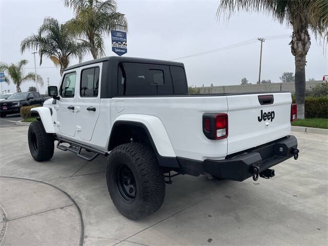 2021 Jeep Gladiator Sport