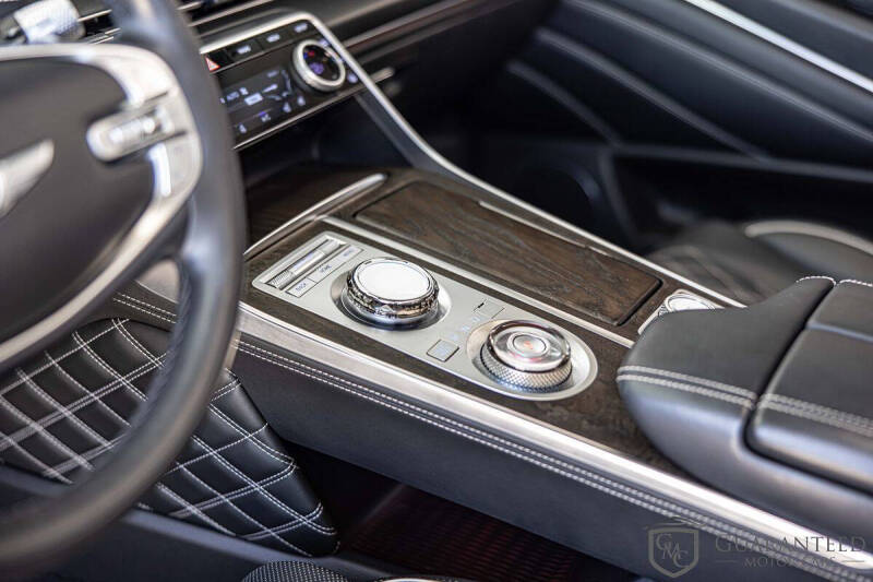 2024 Genesis GV80