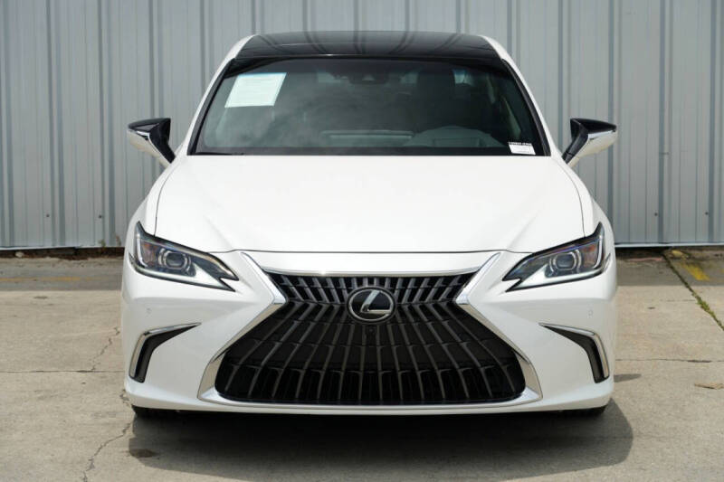 2022 Lexus ES 350 Luxury
